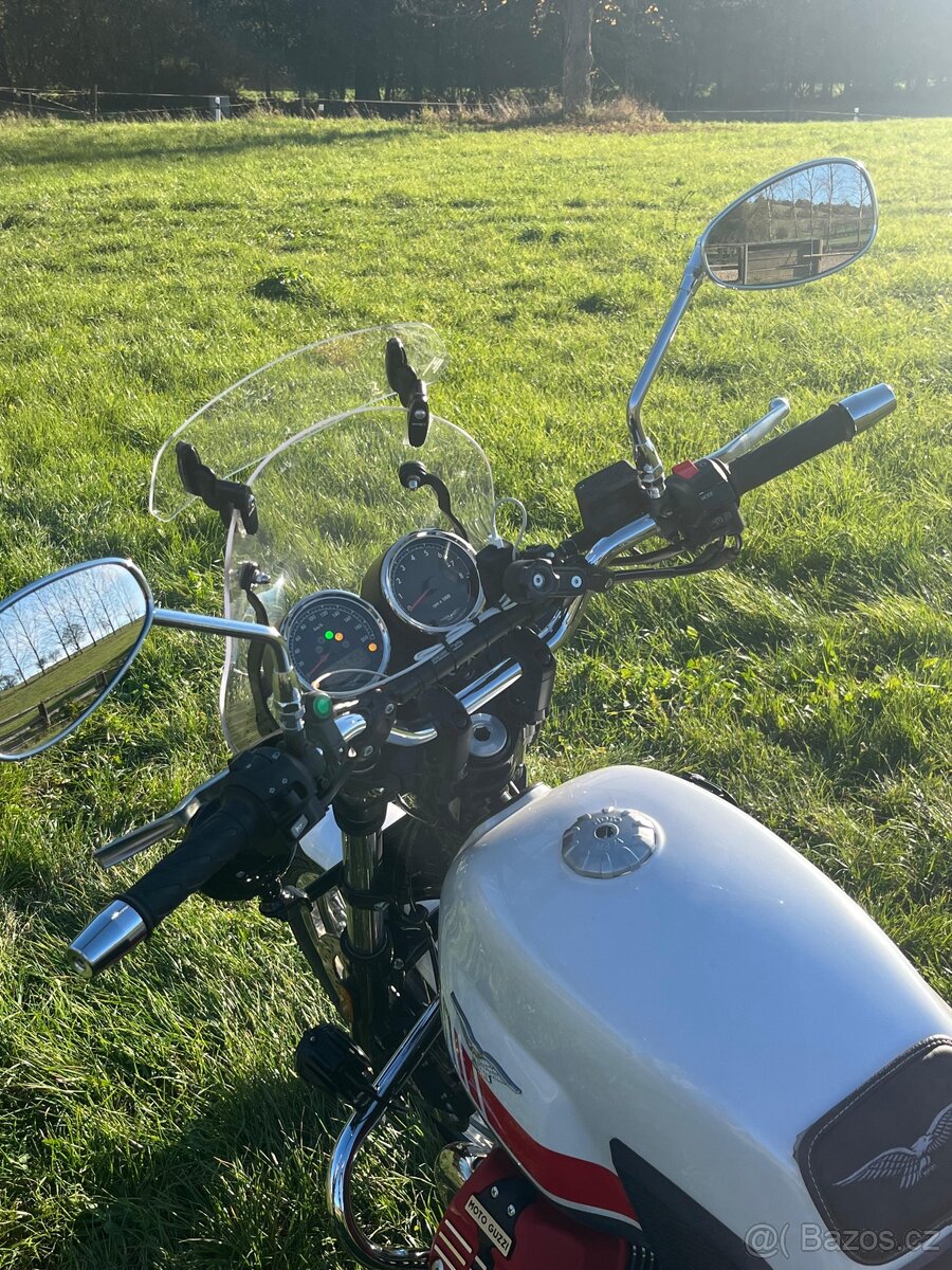 Moto Guzzi V7 Special - 8