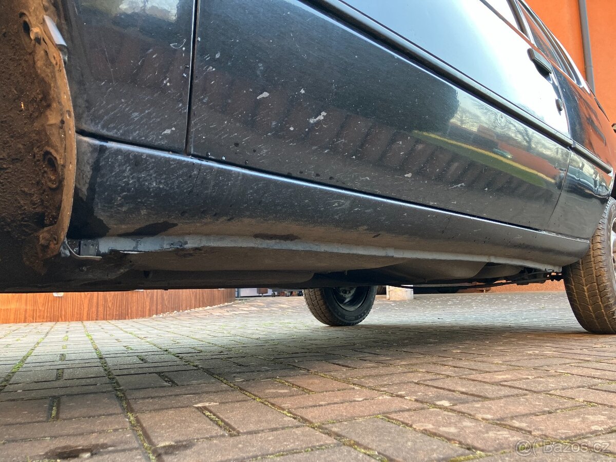 Peugeot 205 1.8 D - 8