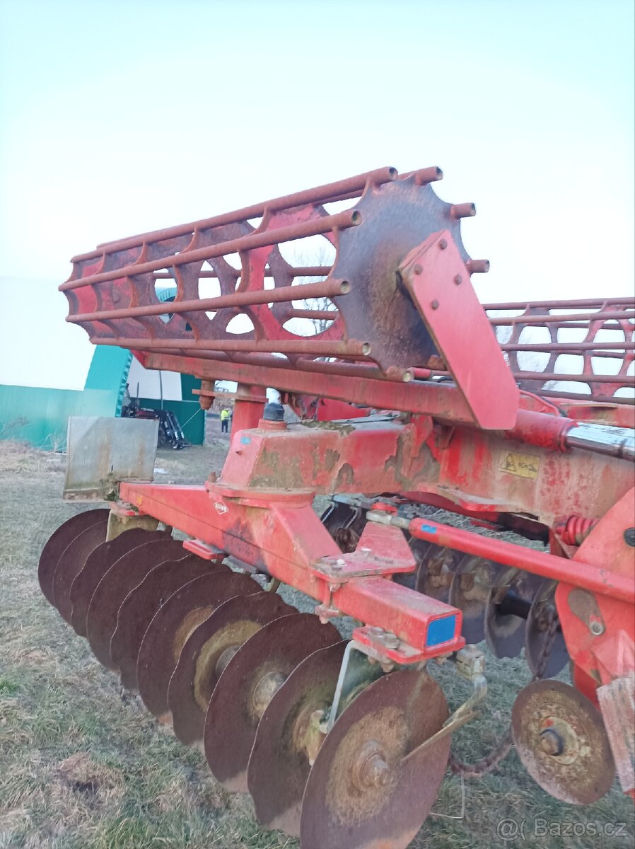 Diskový podmítáč Kuhn Discover XM 36/660 - 8