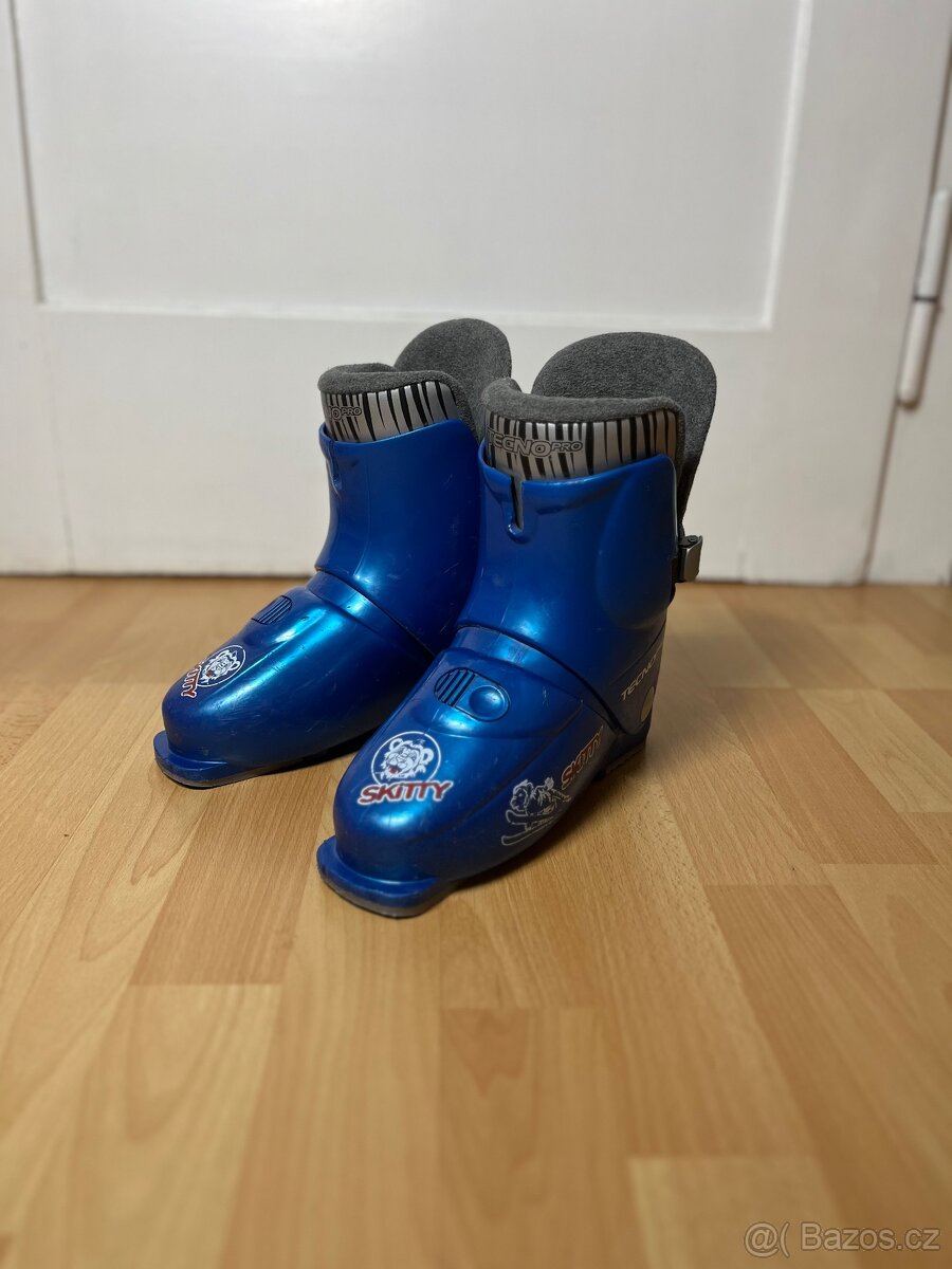 Dětské lyže Xeres Crosscarv X7 + vázání, lyžáky a hůlky - 8