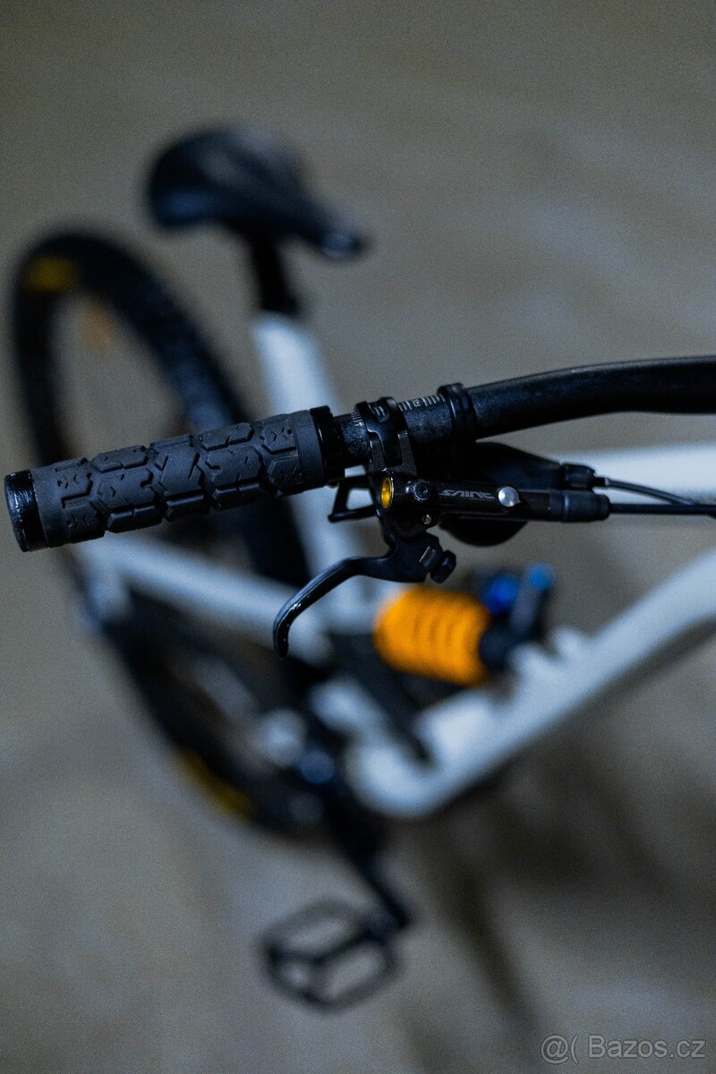 Commencal Clash 2024 - 8