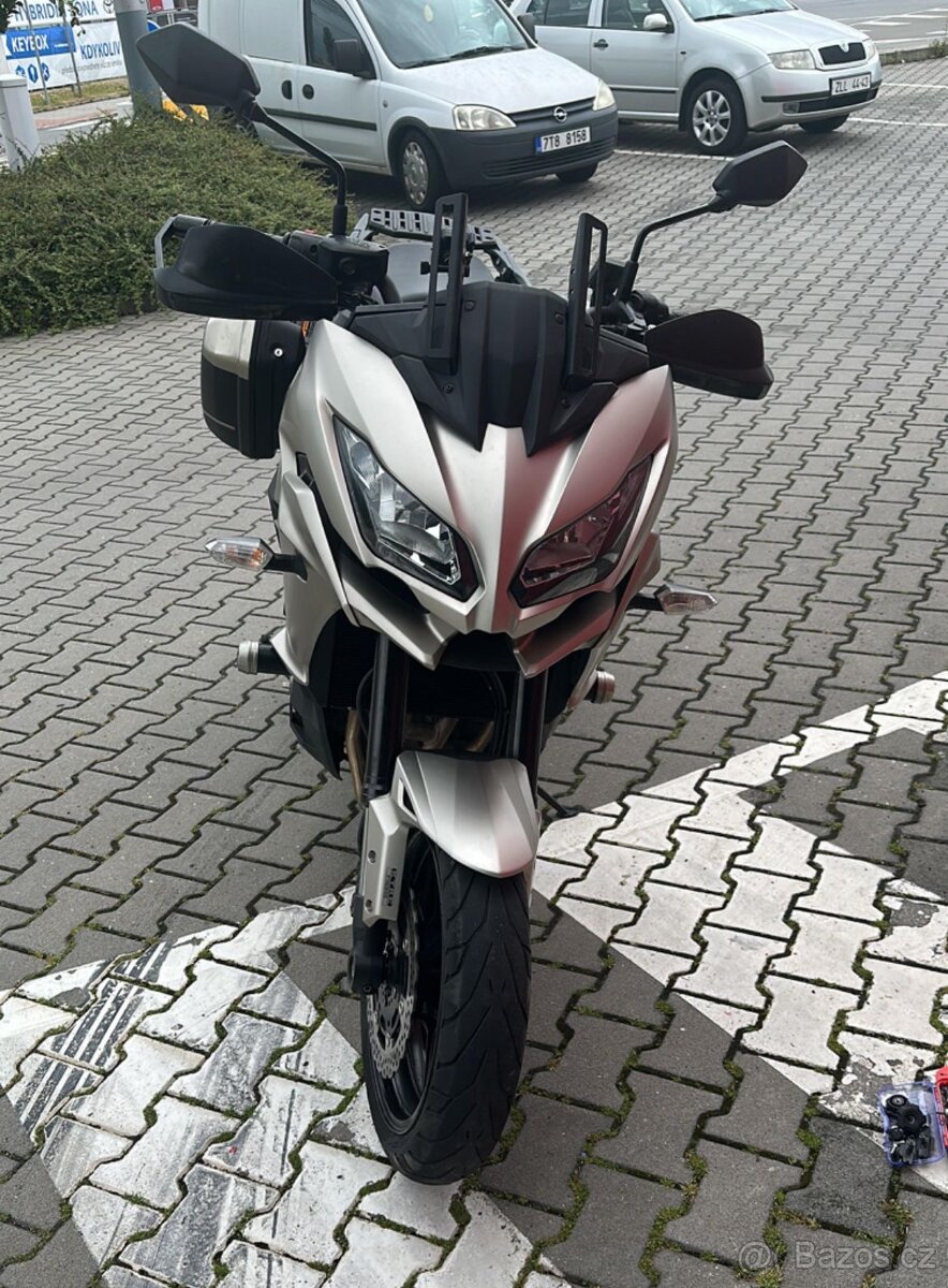 Kawasaki Versys 1000 - 8