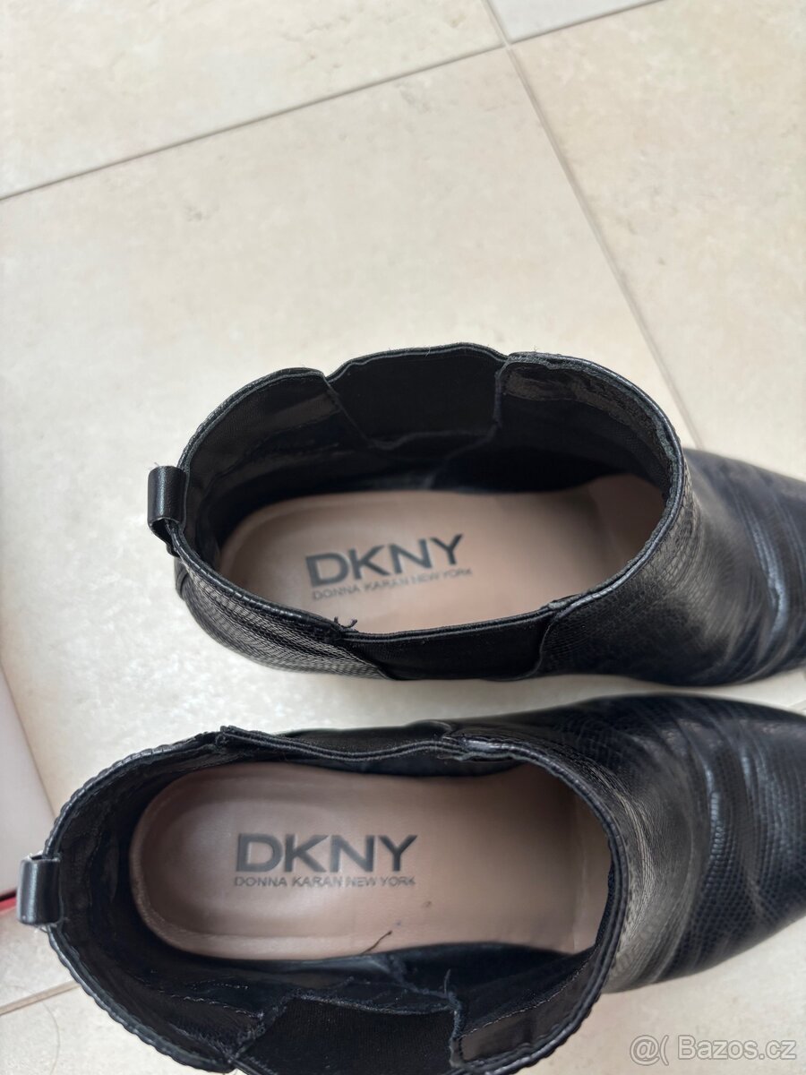 Dámské kotníčkové boty, DKNY vel.37,5, kožené - 8