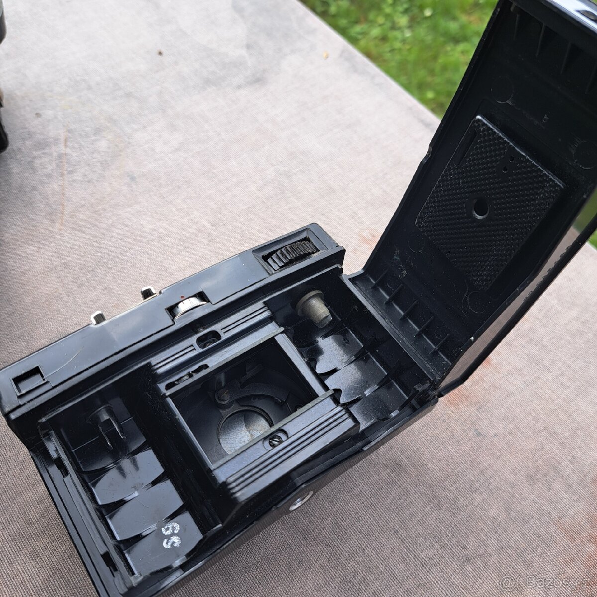 Fotoaparát Omega. - 8