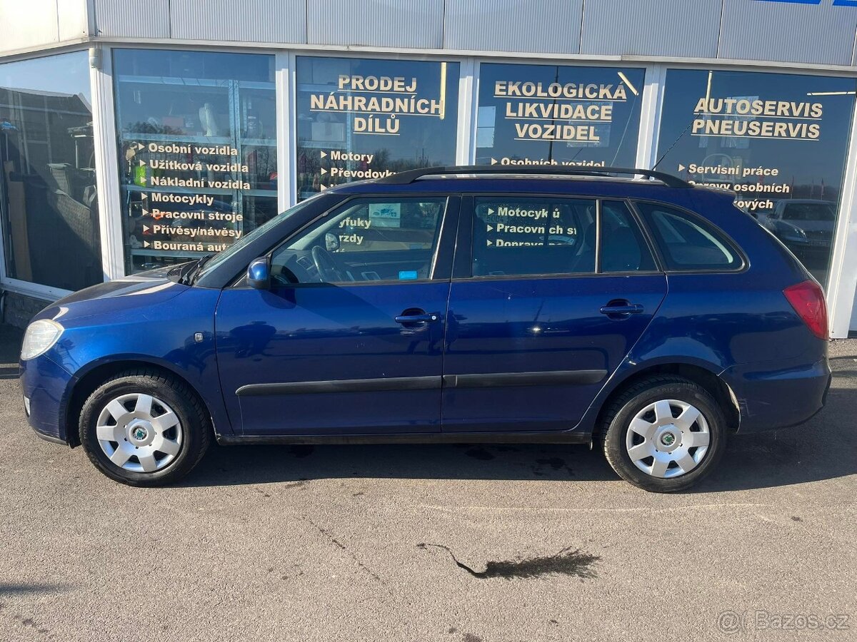 Prodám Škoda Fabia 1.2 12V HTP Elegance Combi - 8