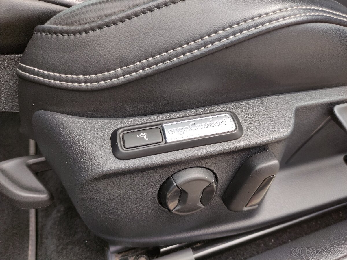 Volkswagen Passat TDi DSG B8 R-Line FullLED VIRTUAL KAMERA - 8