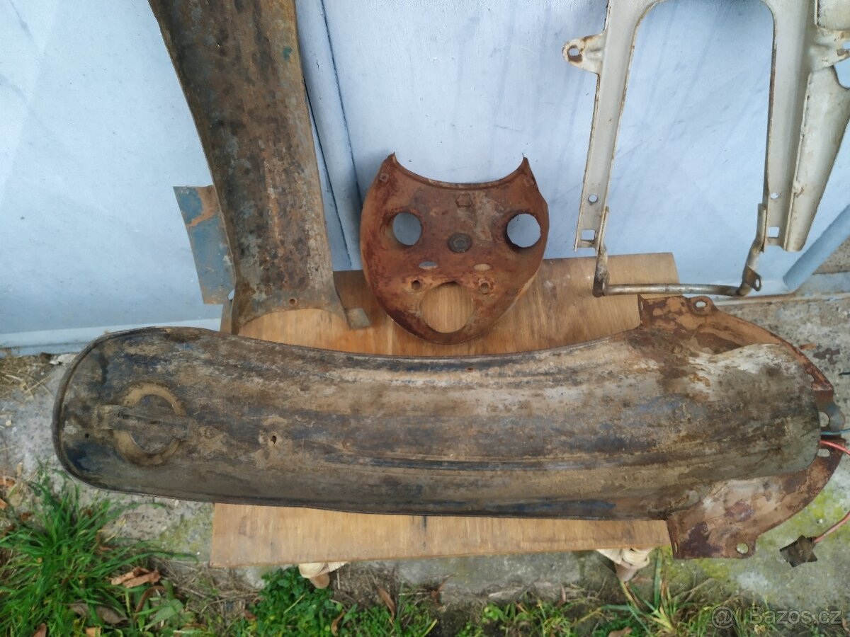 díly Jawa Normandie - 8