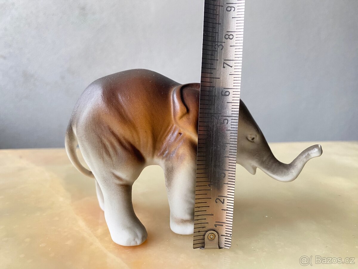 Porcelánové Krabičky A Figurky Royal Dux & Pirkenhammer - 8