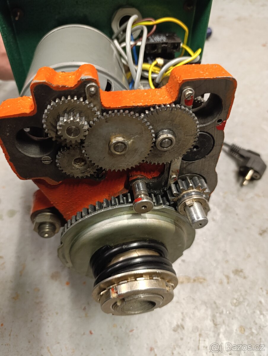 Motorek grilu , motor s převodovkou na otáčení - 8