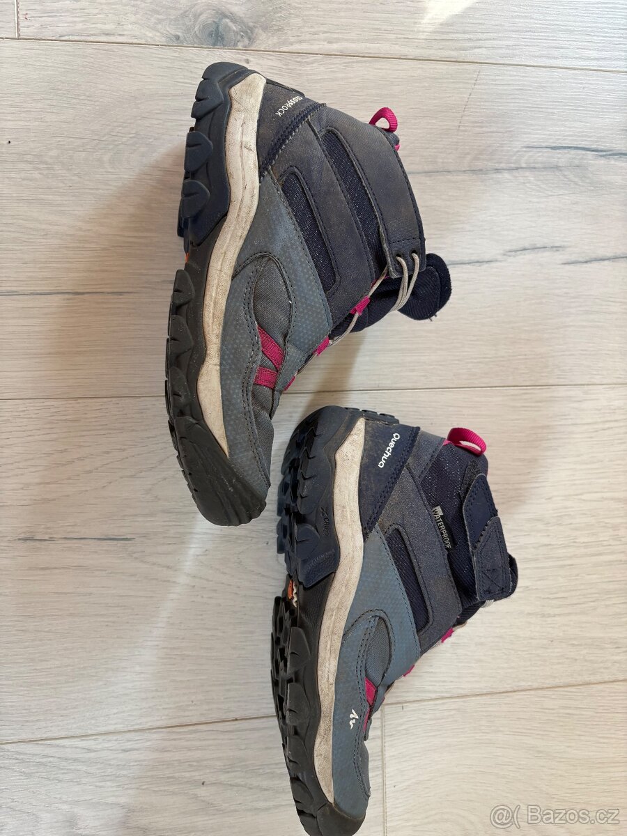 Turisticke kotnickove boty Queshua, vel.32 a 36 - 8