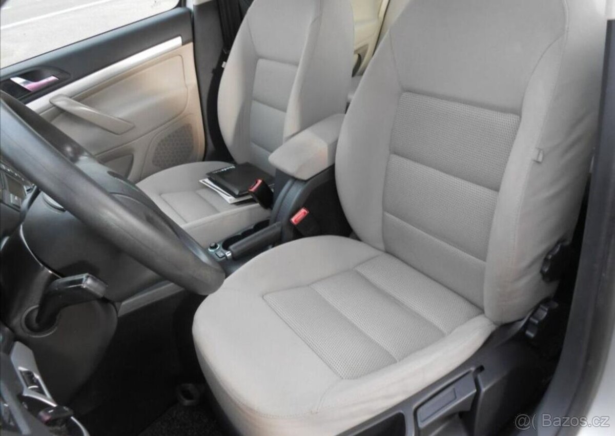 Škoda Octavia 1,6 i 75 kW DIGIKLIMA Serviska benzín - 8