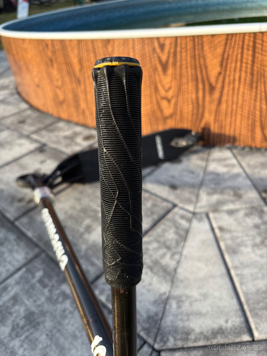 Prodám custom freestyle koloběžku - 8