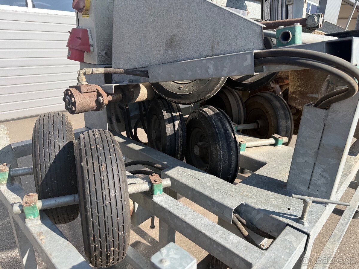 Fréza na kulatinu - dřevěné palisády - 8