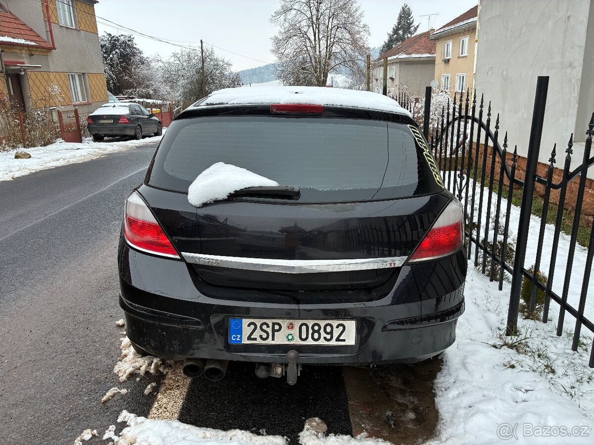 Opel Astra h 1.9 tdci - 8