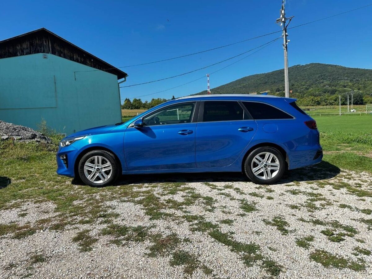 KIA Ceed SW 1.6 CRDi Gold - 8