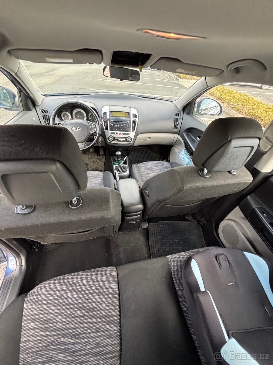 Kia ceed 1.6 crdi 299300 km (STK 02/2028) - 8