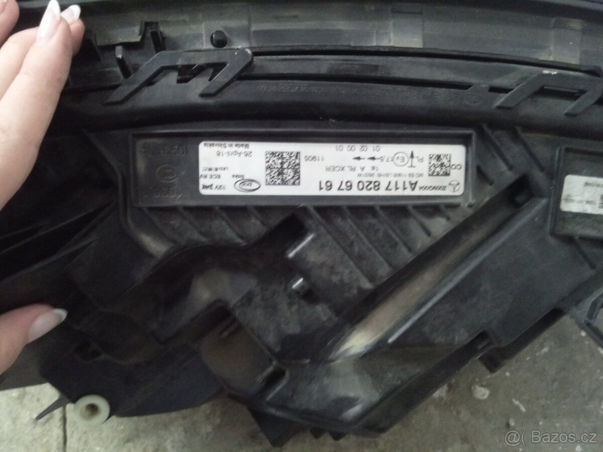 Náhradní díly Mercedes -Benz - 8