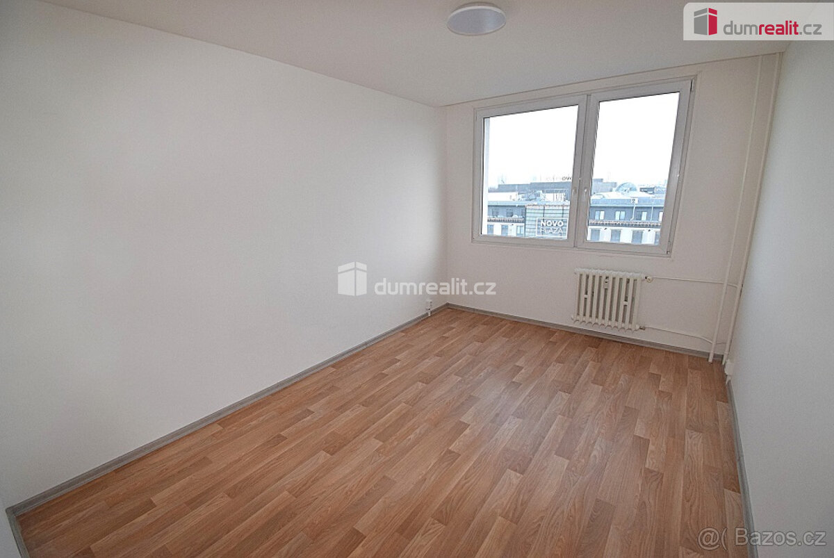 Pronájem prostorného 3+kk, 70m²+lodžie 6m², ul. Novodvorská, - 8