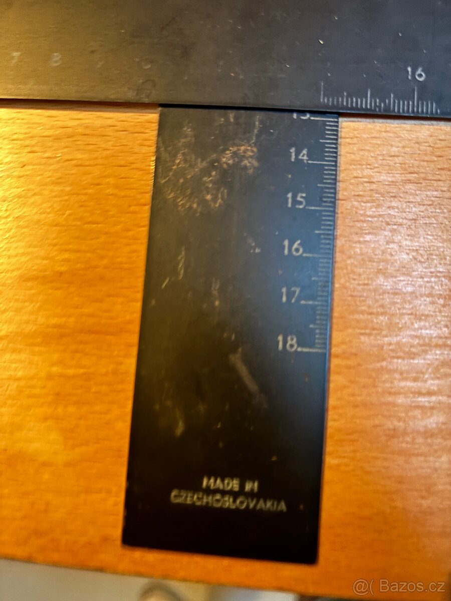 Řezačka na fotky a deska na vyměření fotek - 8