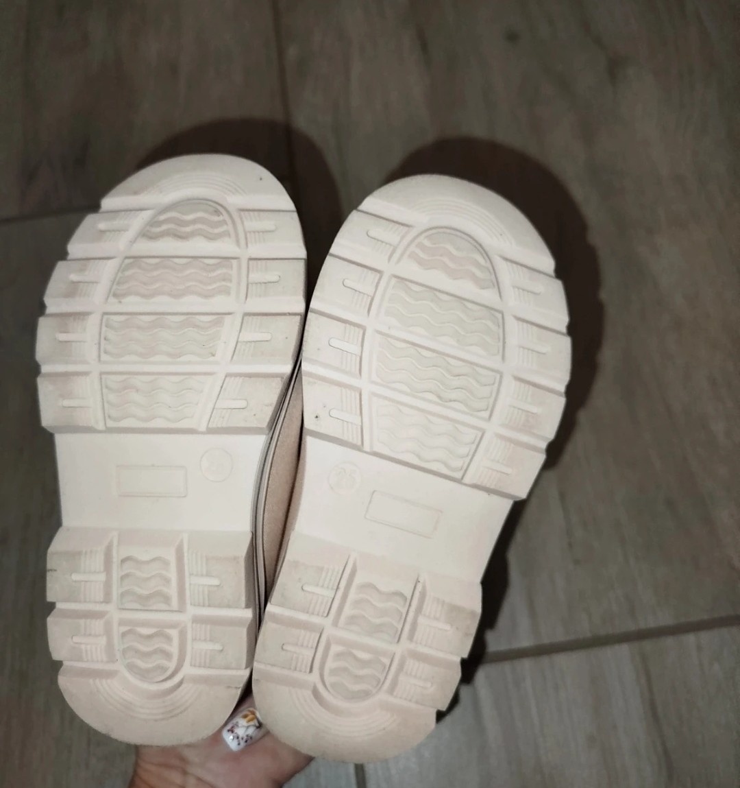 Kotníkové boty s Minnie 25 - 8