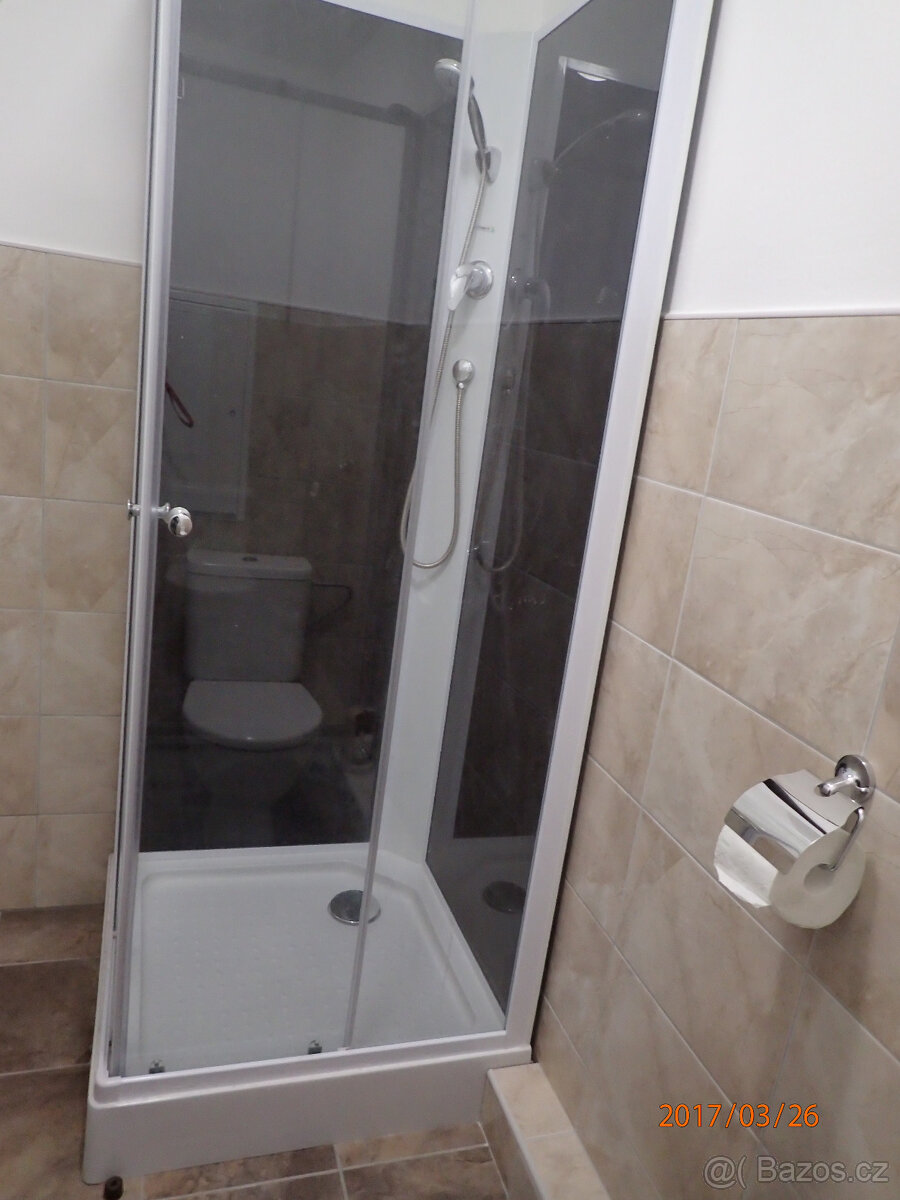 Pronájem kanc. prostor 18,6 m2 + kuch. + WC + Sprcha - 8