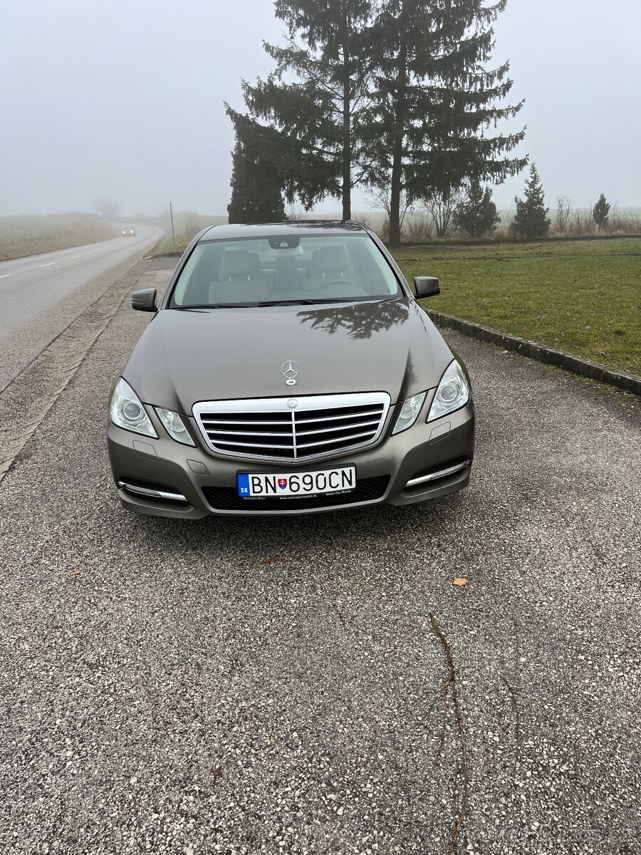 Mercedes Benz E 350 cdi 4-matíc. W212 - 8