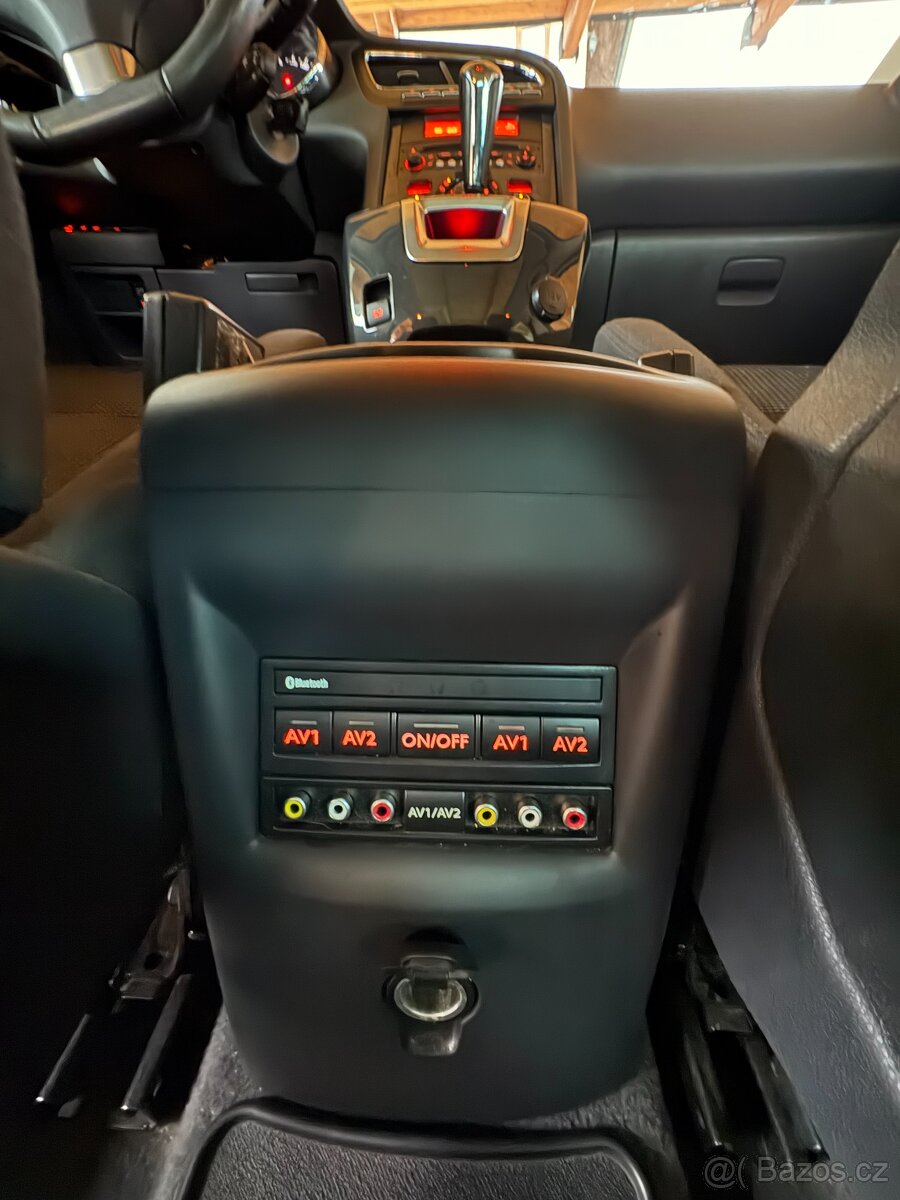 Peugeot 5008 1.9 HDi - automat - 8