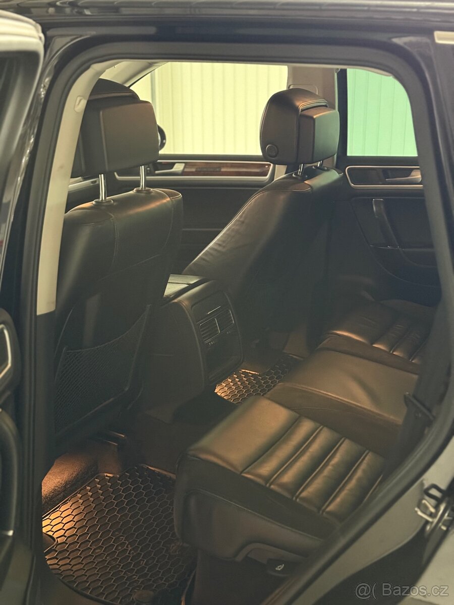 Volkswagen Touareg 4.2 TDI V8 250 kW 2012rok - 8