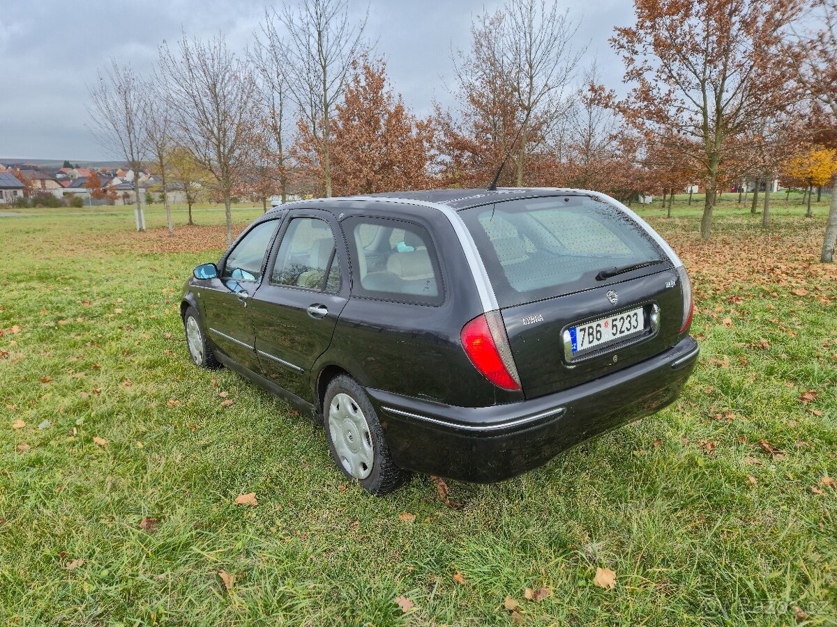 Lancia Lybra SW 2.4 JTD - 8