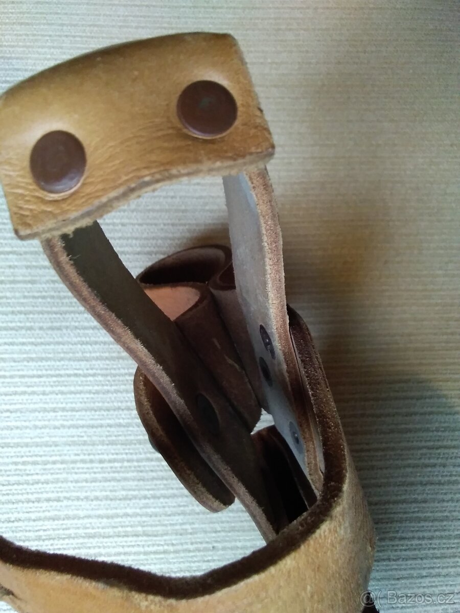 kozene pouzdro na sekeru- asi zenijni vojsko - 8