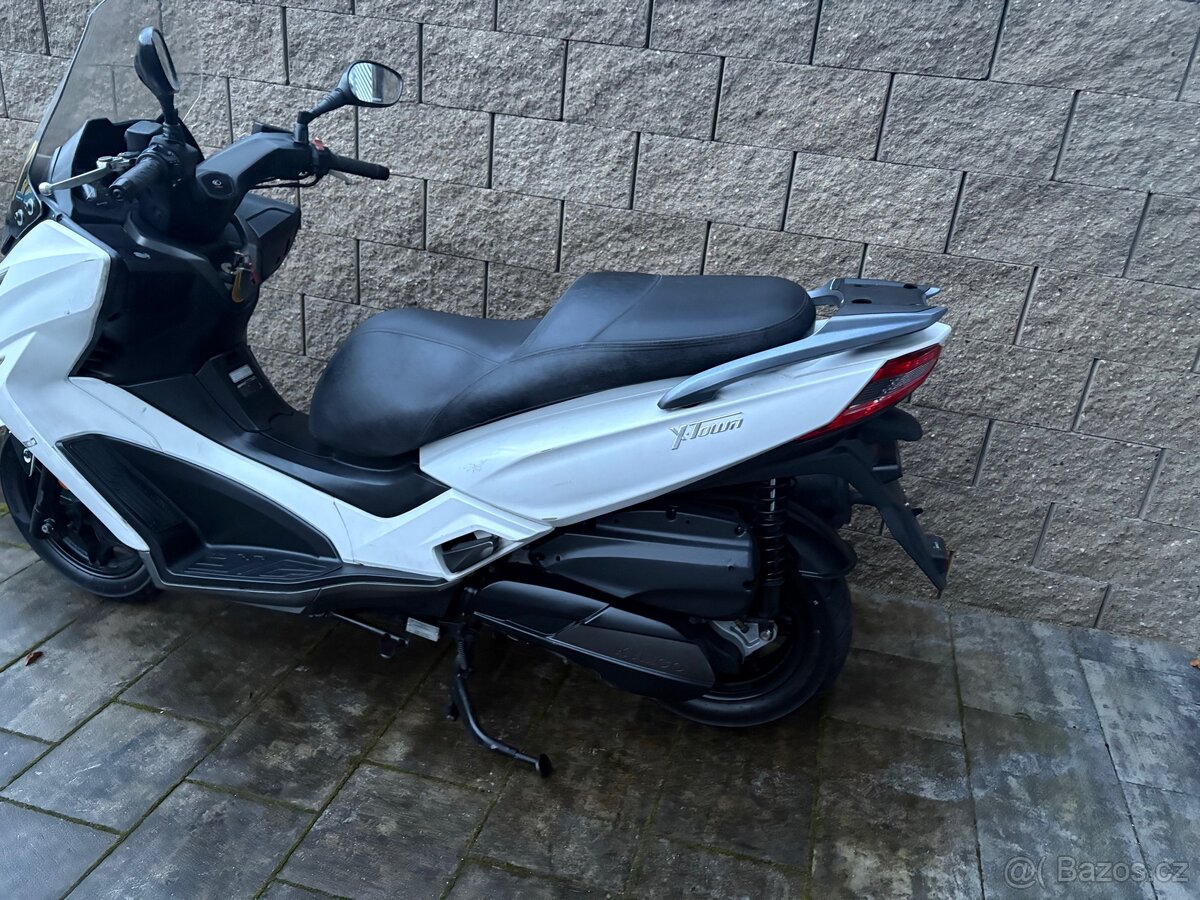 Kymco x town 300 2017 - 8