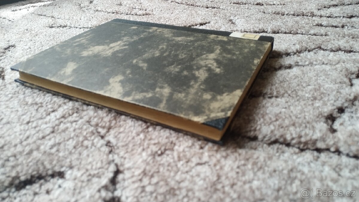 Staré knihy 8/10 - 8