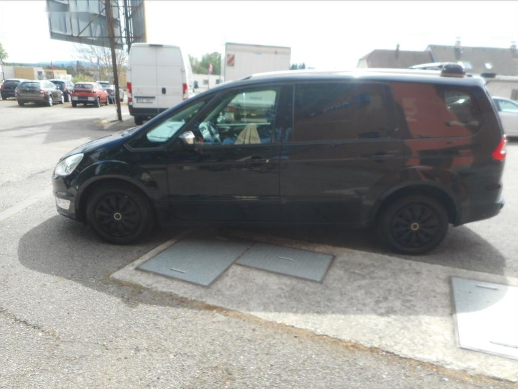 Ford Galaxy,2,0 TDCi - 8