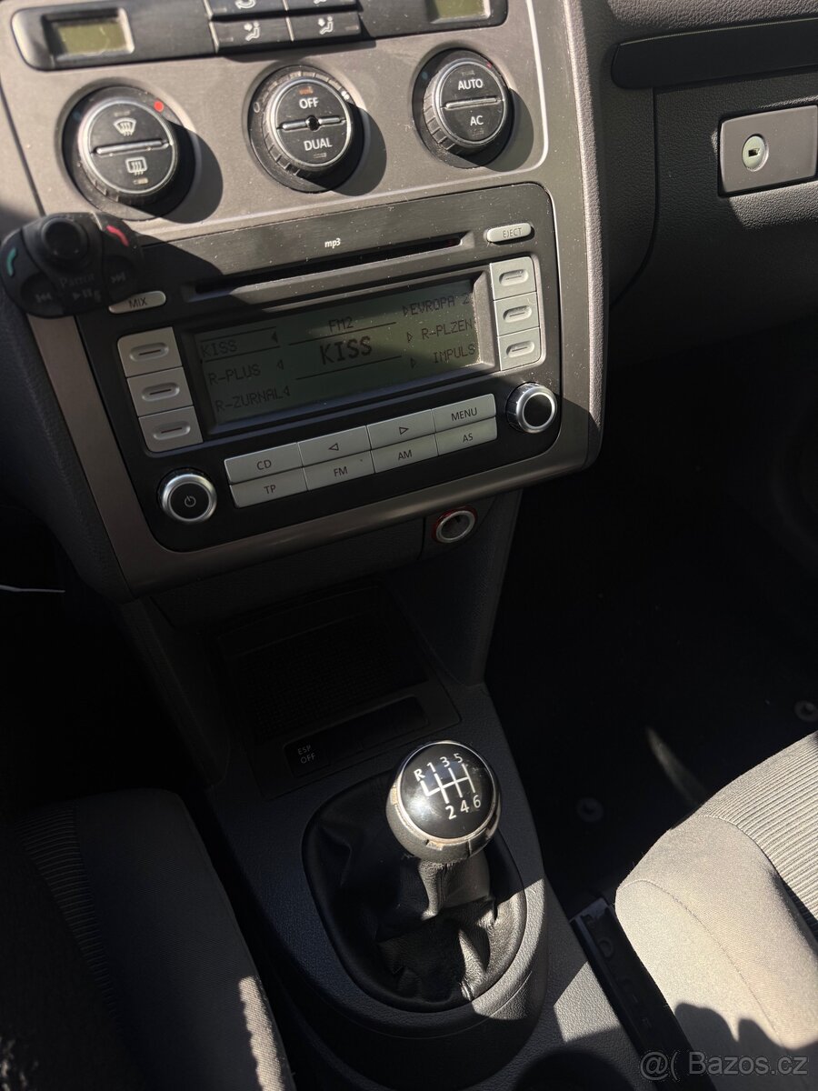 Volkswagen Touran - 8