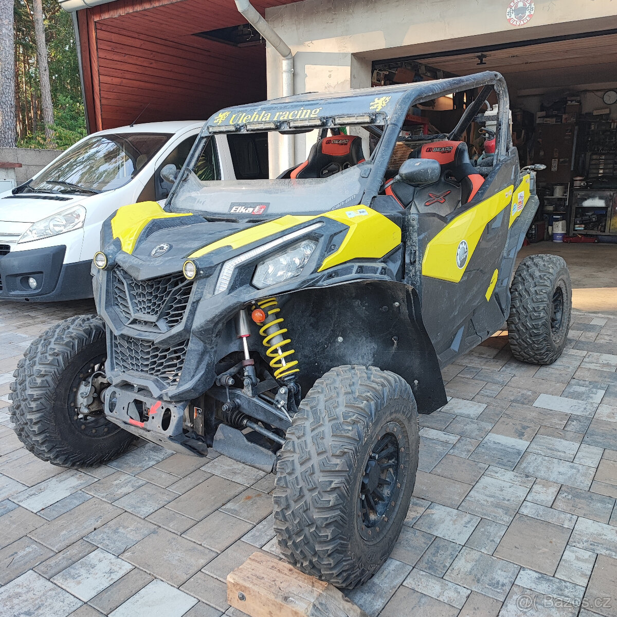 CAN-AM Maverick Trail - 8