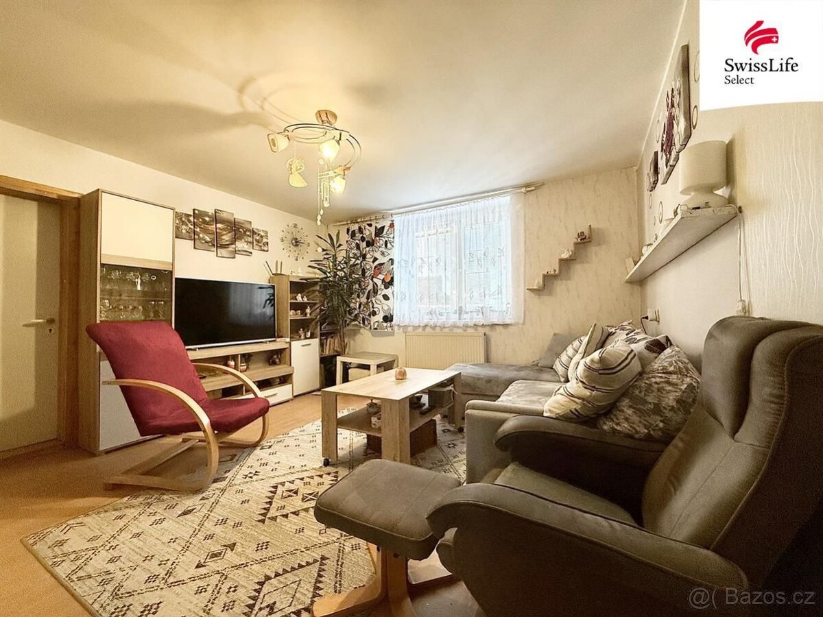 Prodej rodinného domu 188 m2, Roštění - 8