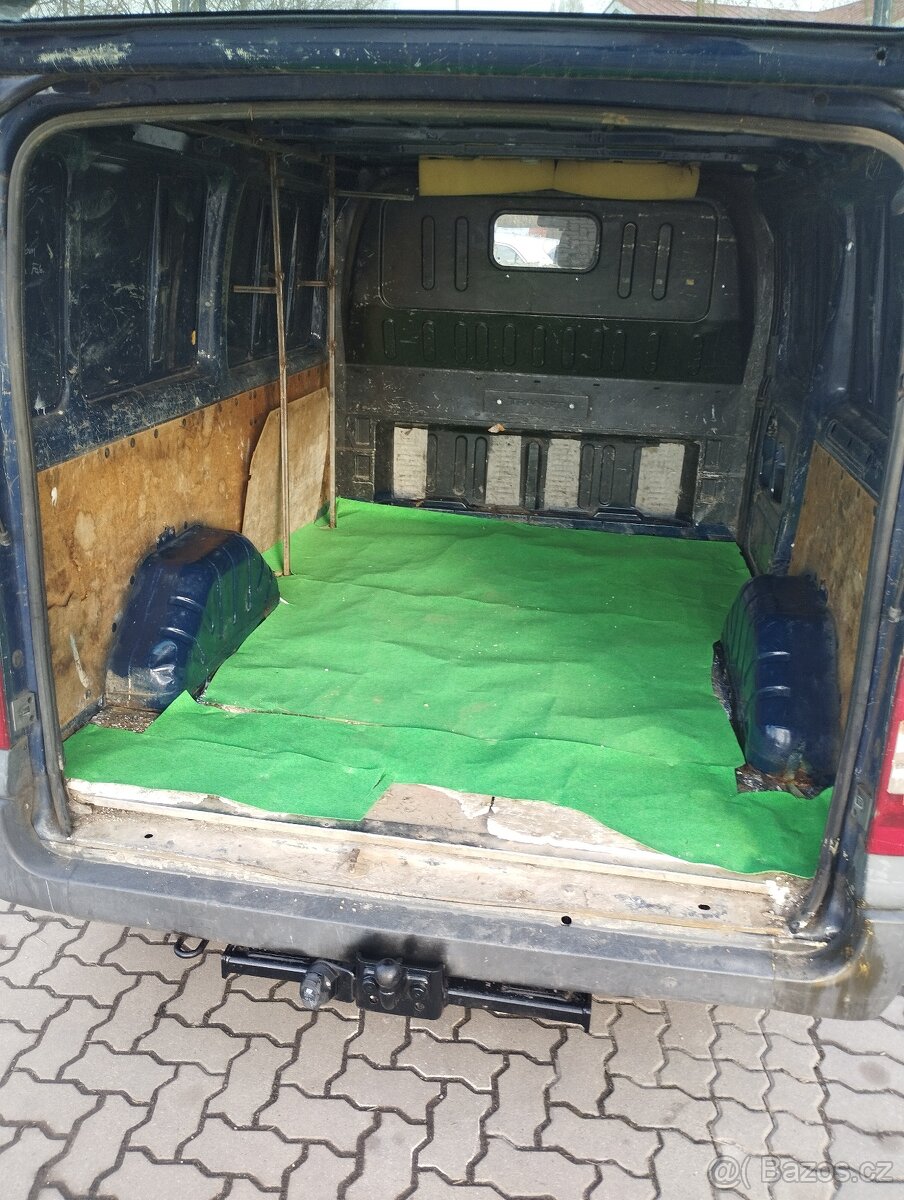 Ford Transit 2,0 TDCI - 8