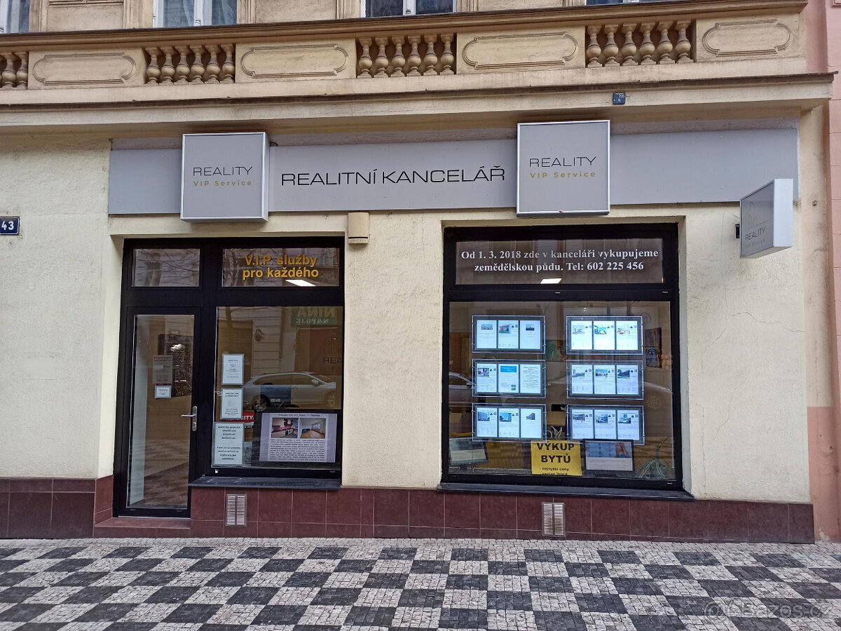 Kolegové do realitní kanceláře, realitní makléřka / makléř. - 8