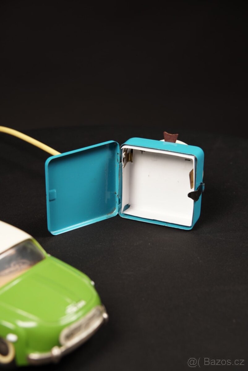 Nádherná hračka Tatra 603 ITES - rok 1965, funkční - 8