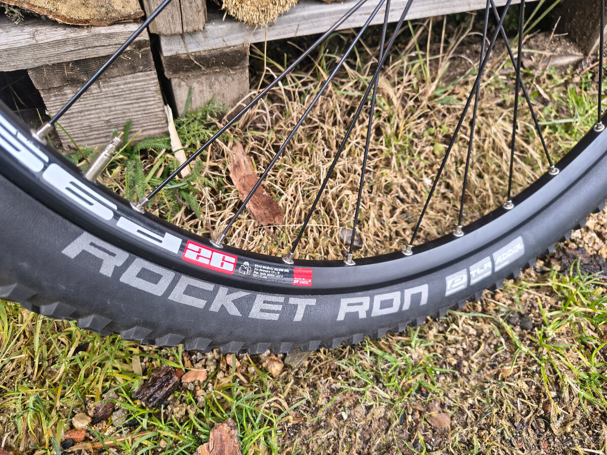 Prodám zapletená kola DT SWISS 466D 26" - 8