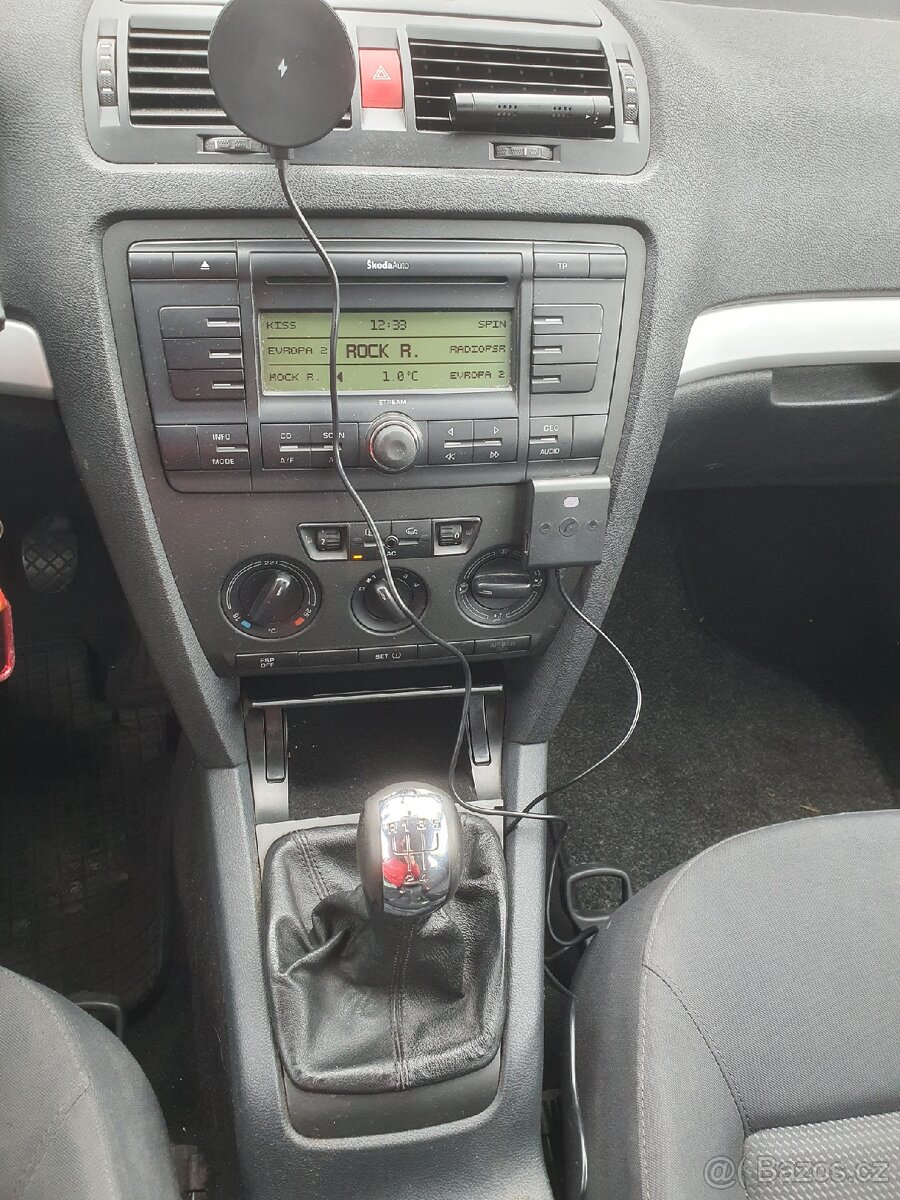 Škoda octavia 1.9 TDI 77kw - 8