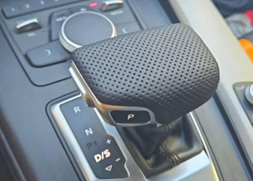 Vrch kryt hlavice radici paky AUDI - 8