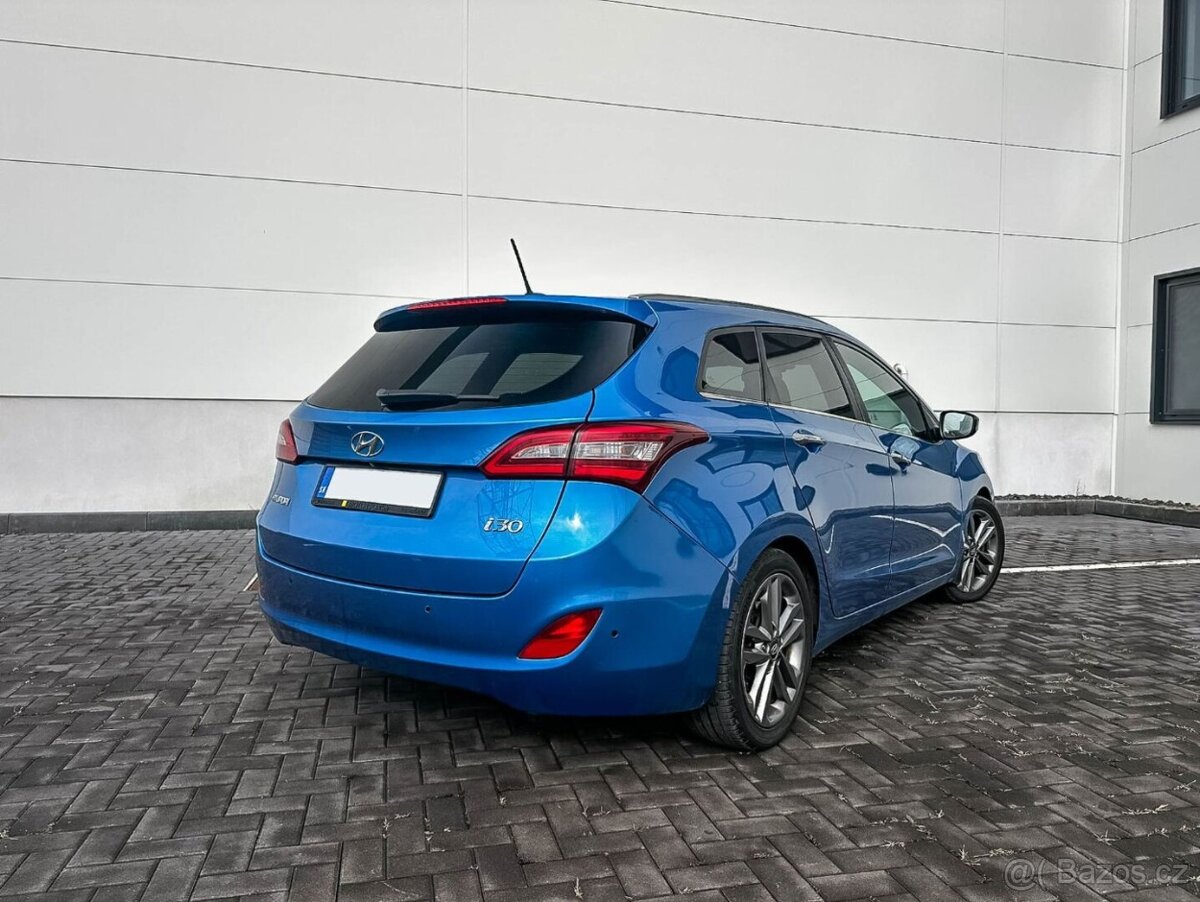 Hyundai i30 CW 1.6 CRDi 136 Style - 8