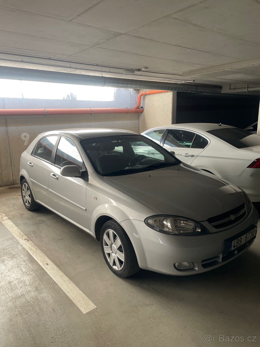 Lacetti Chevrolet - 8