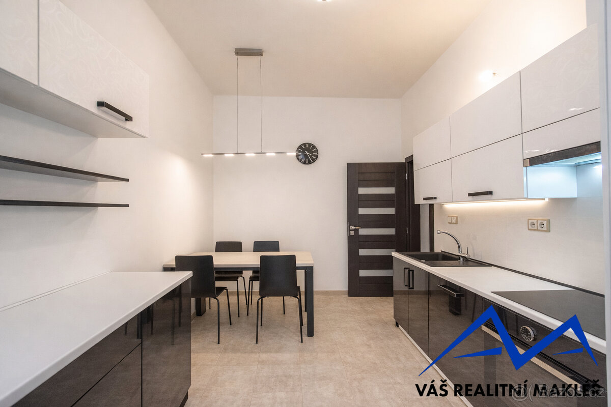 Prodej, byt 3+1, Ostrava - Moravská Ostrava, ul. náměstí Msg - 8