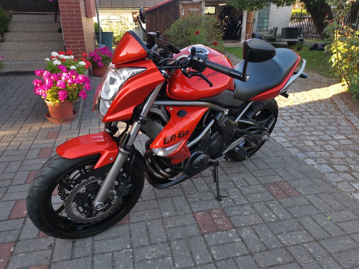 Kawasaki ER-6n - 8