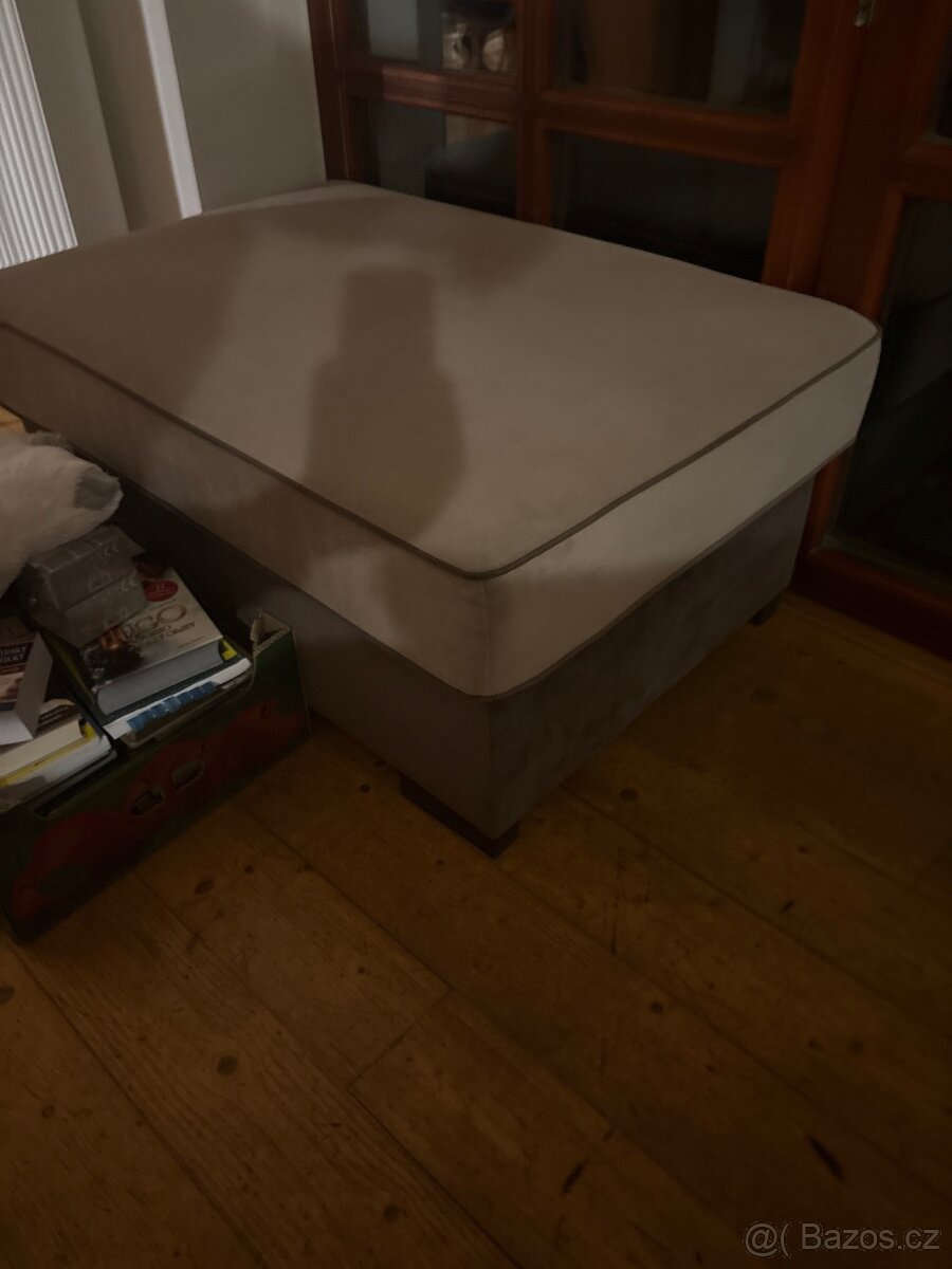 Prodám velmi zachovalý gauč - 8
