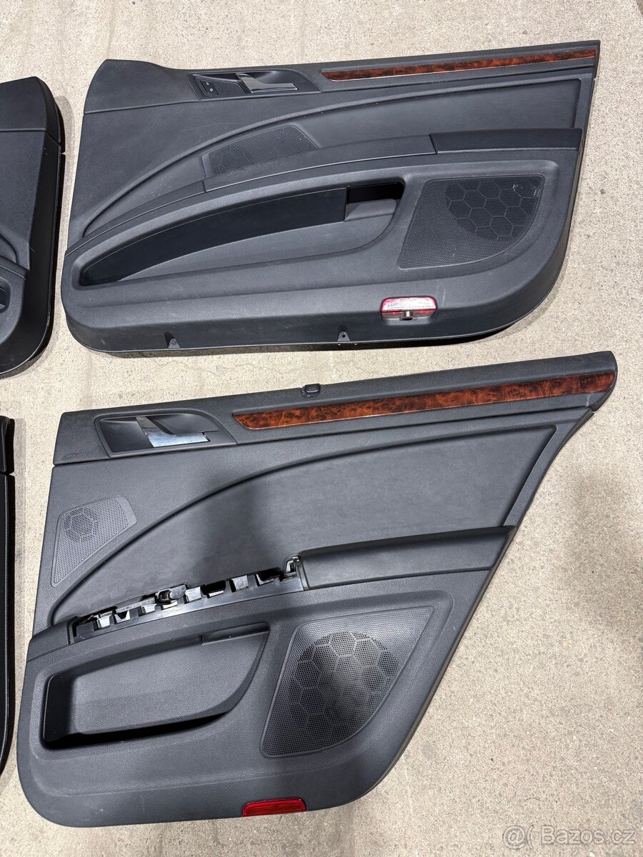 Alcantara sedačky Superb 2 + Kožený Sound System tapecírunk - 8