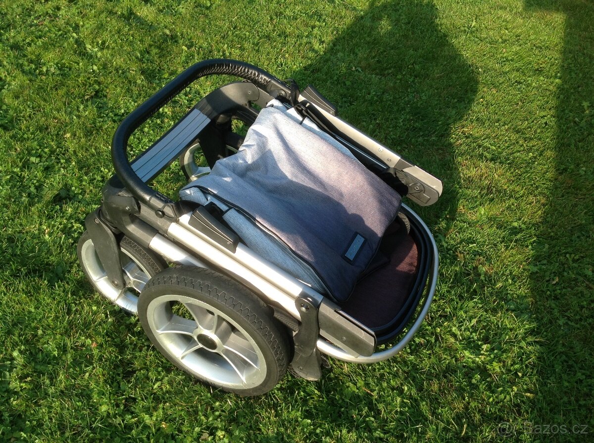 Kočárek Solitaire - 8