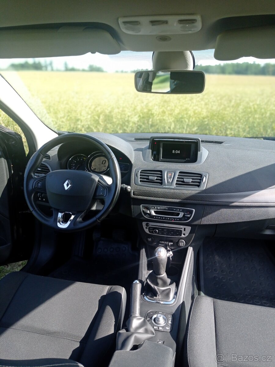 Renault MEGANE III 1,6 - 8